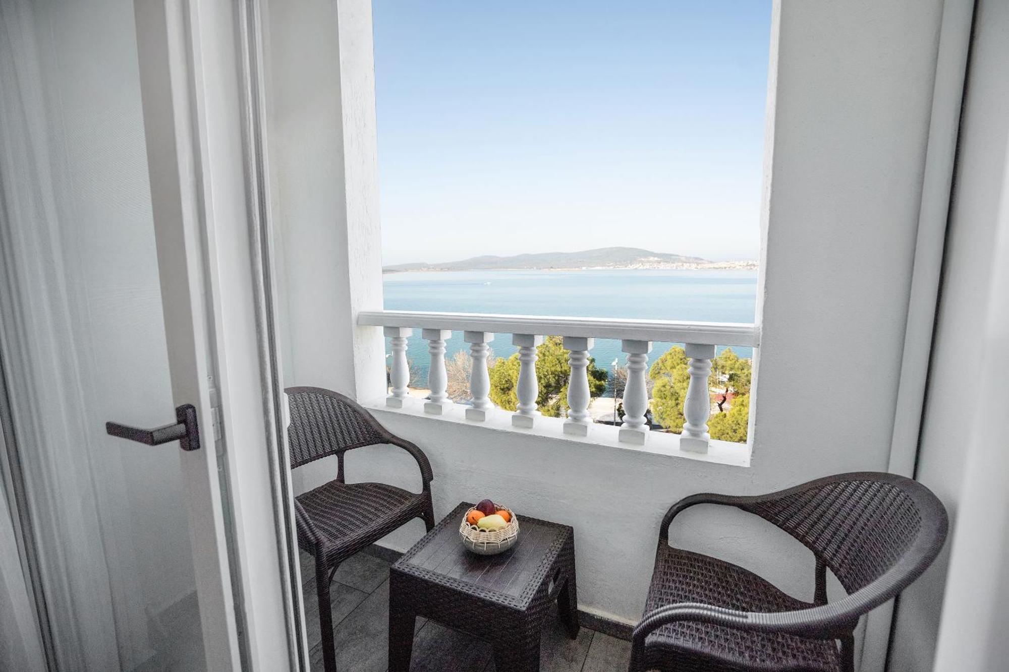 Camlik 87 Hotel Ayvalı Buitenkant foto