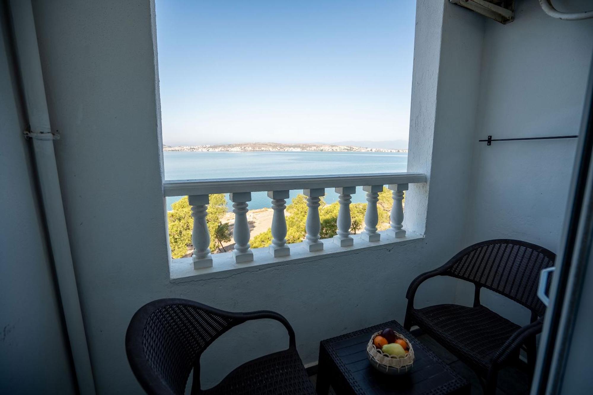Camlik 87 Hotel Ayvalı Buitenkant foto